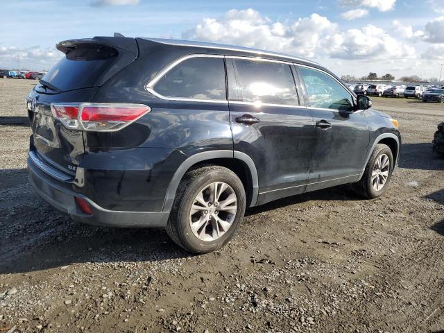 VIN 5TDKKRFH4FS068571 2015 Toyota Highlander, Xle no.3