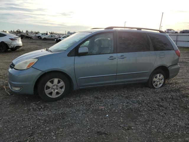 2004 Toyota Sienna XLE