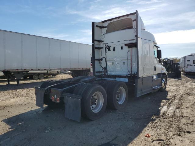 Lot #2339130503 2018 FREIGHTLINER CASCADIA 1 salvage car