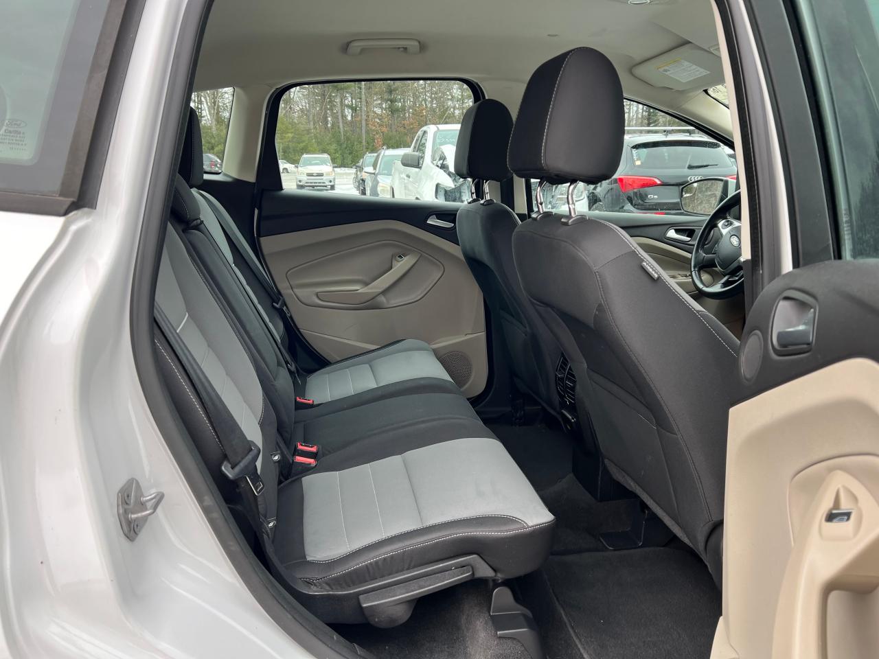 1fadp5au0dl553348 1FADP5AU0DL553348 2013 Ford C-Max Se
