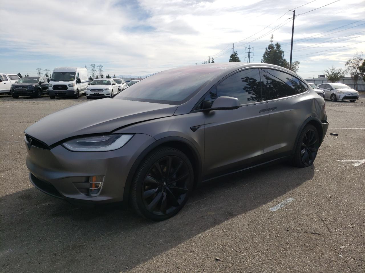 2020 Tesla Model X vin: 5YJXCDE26LF248900