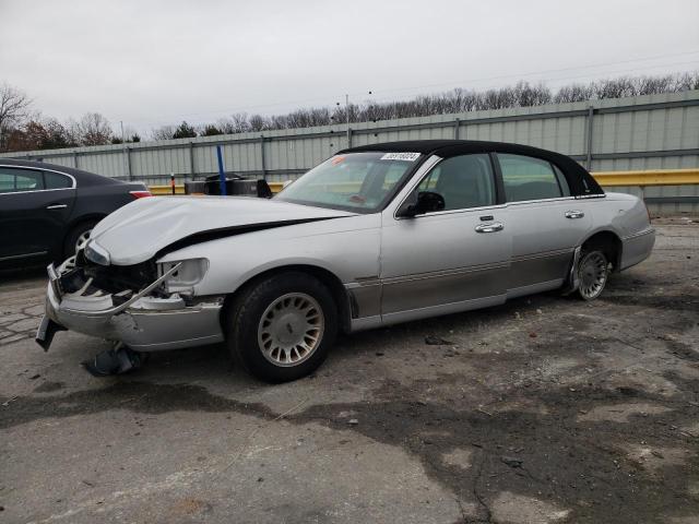 LINCOLN TOWN CAR C