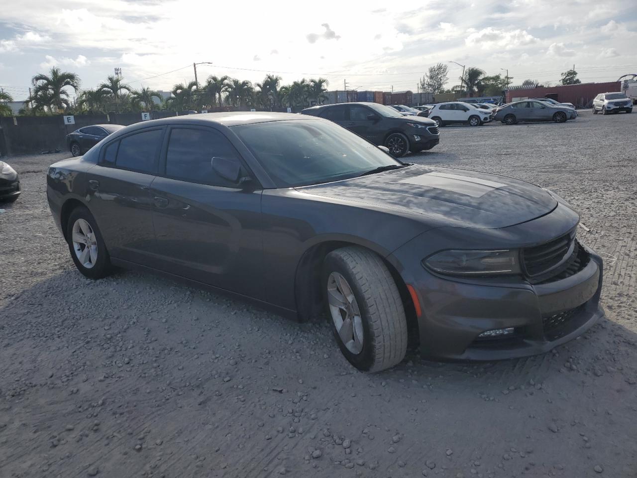 2C3CDXHG1GH204585 2016 Dodge Charger Sxt