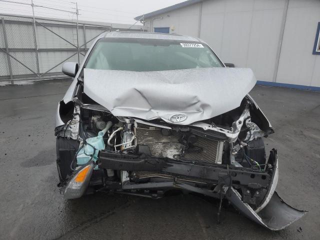 2017 TOYOTA SIENNA XLE 5TDDZ3DC0HS186063