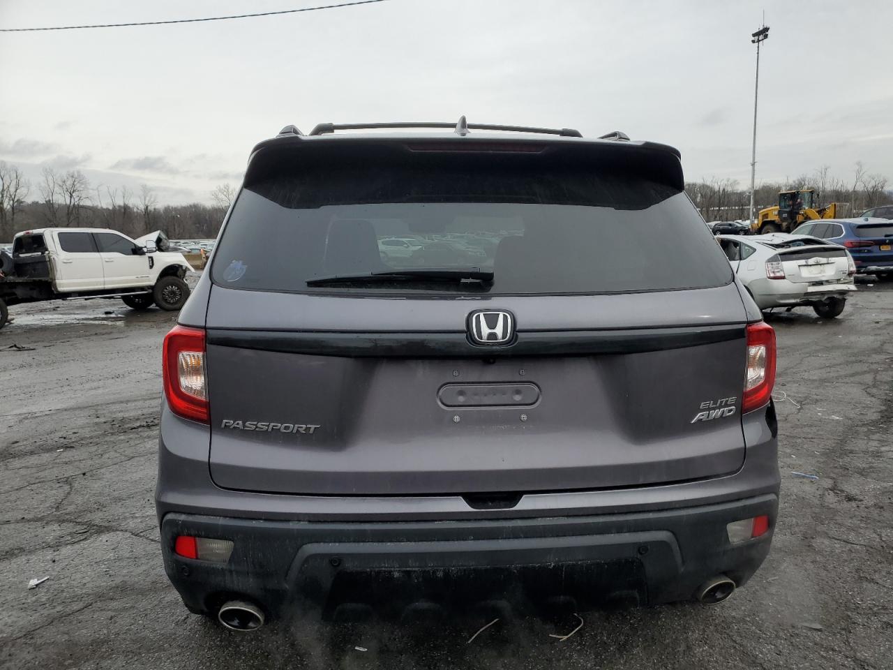 5fnyf8h02mb024702 5FNYF8H02MB024702 2021 Honda Passport Elite