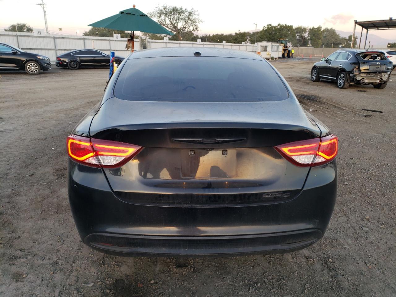 1C3CCCCB1FN669638 2015 Chrysler 200 C