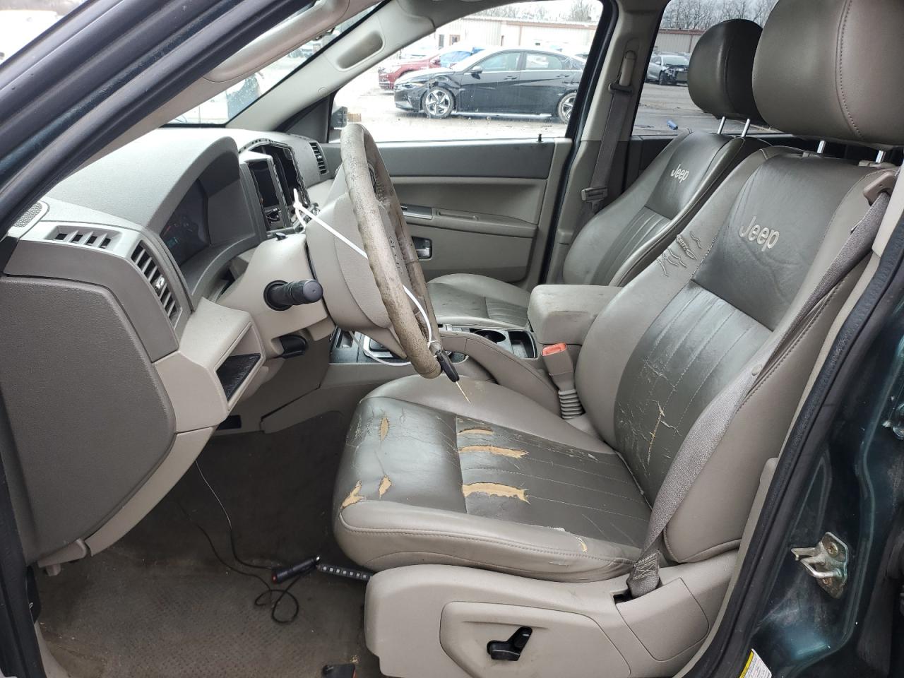 1J4GS48K15C656696 2005 Jeep Grand Cherokee Laredo