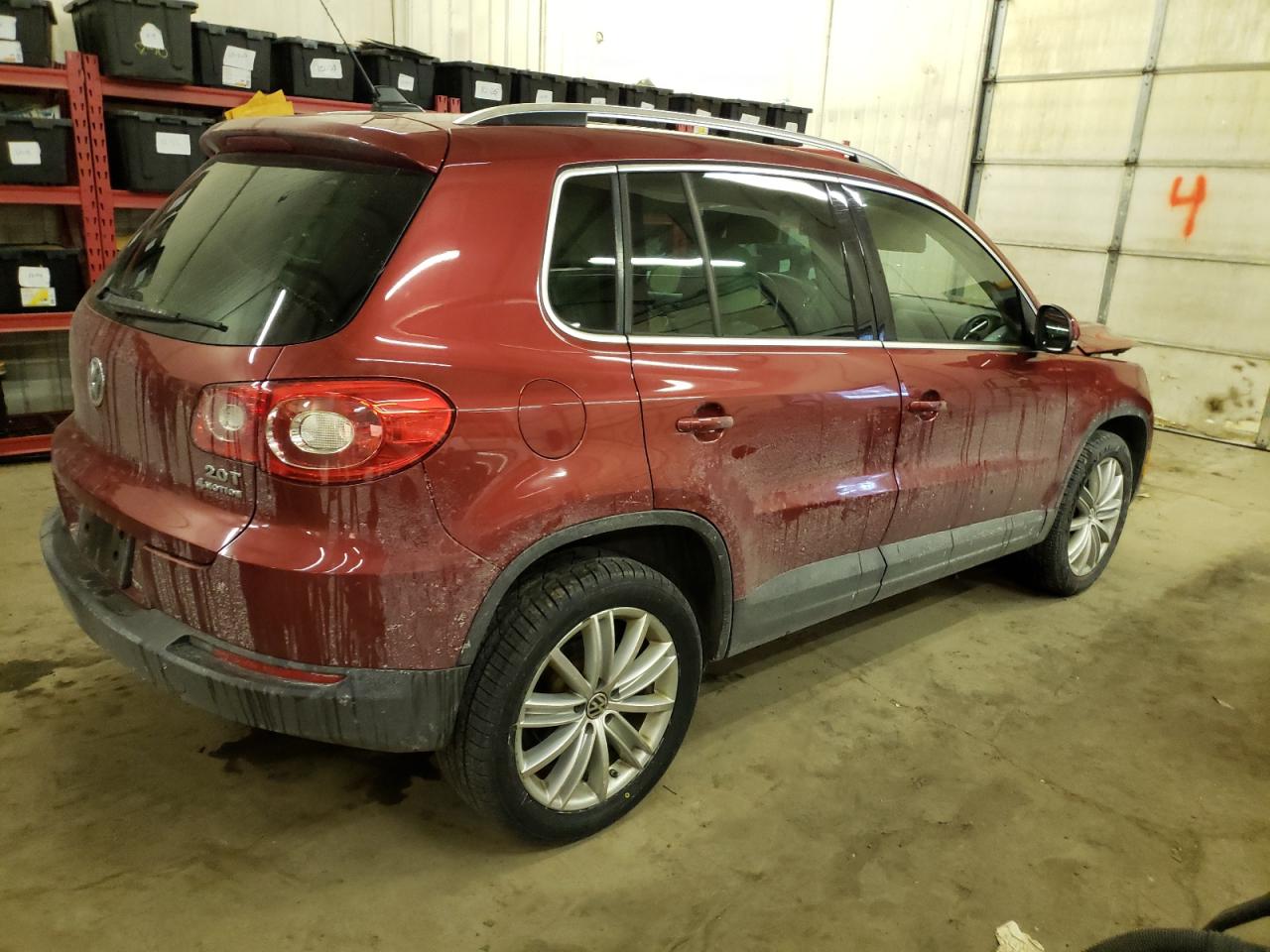 WVGBV7AX6AW508255 2010 Volkswagen Tiguan Se