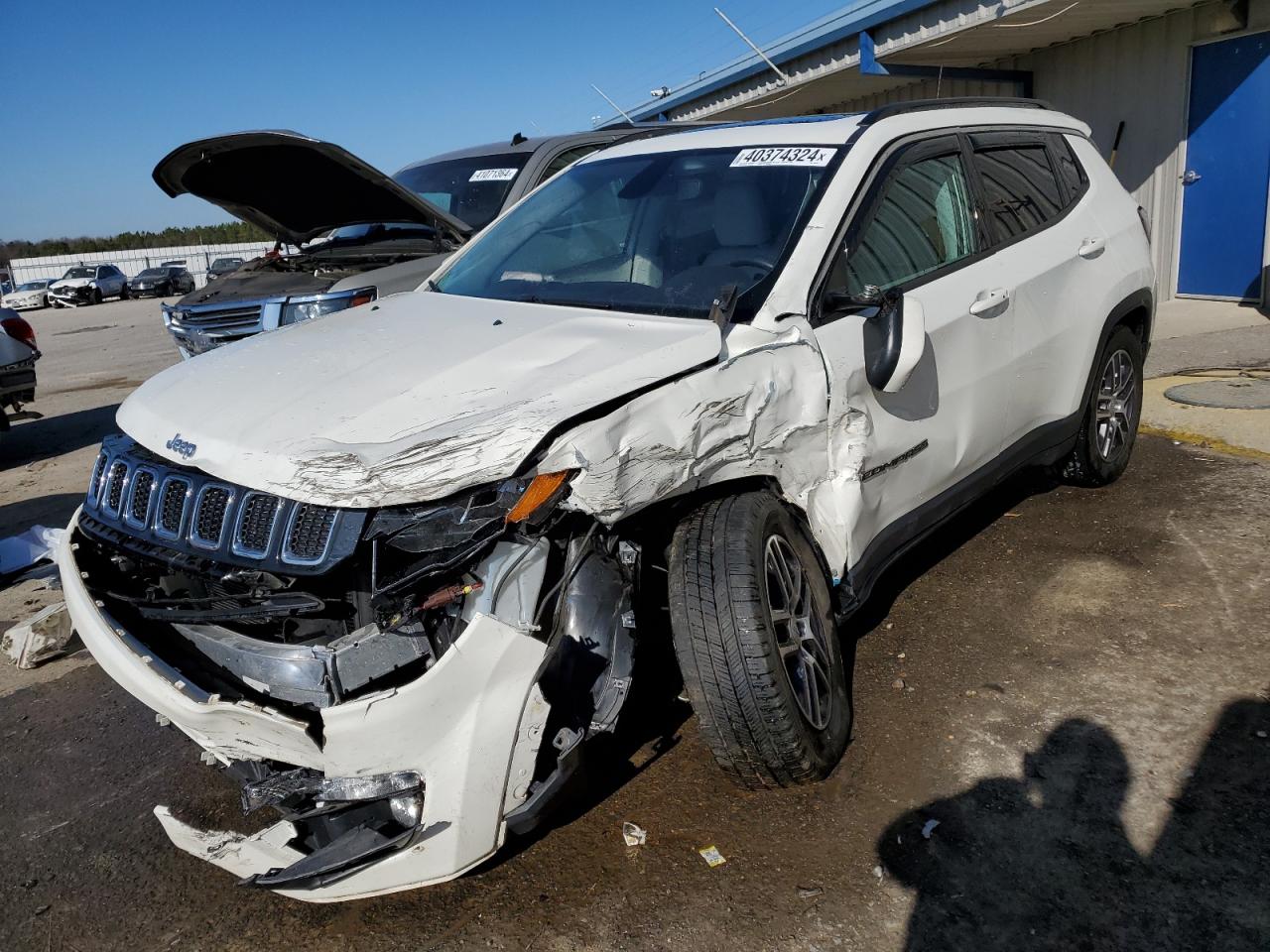 2019 Jeep Compass Latitude vin: 3C4NJCBB0KT636202