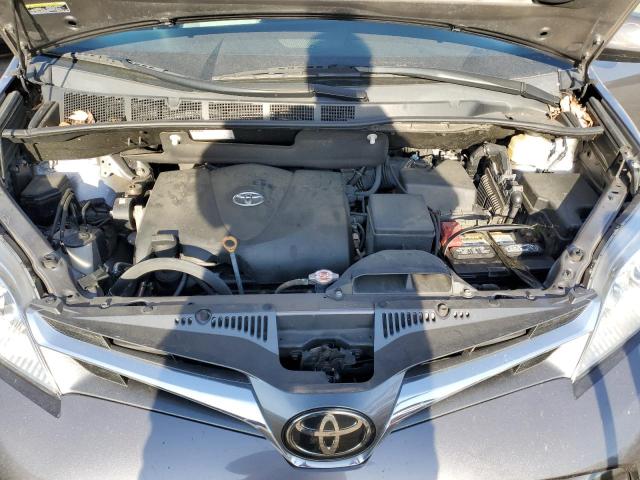 5TDYZ3DC4JS916872 | 2018 TOYOTA SIENNA XLE