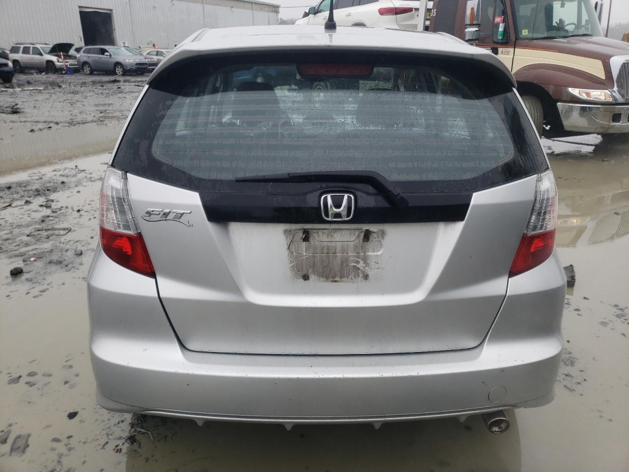 JHMGE8H58BC011231 2011 Honda Fit Sport