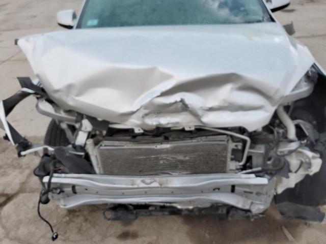 2013 Chevrolet Equinox - Image 11