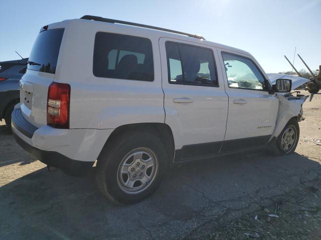 VIN JTEAAAAH4NJ111739 2013 JEEP PATRIOT no.3