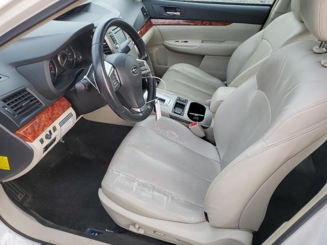Sedans SUBARU LEGACY 2012 Biały