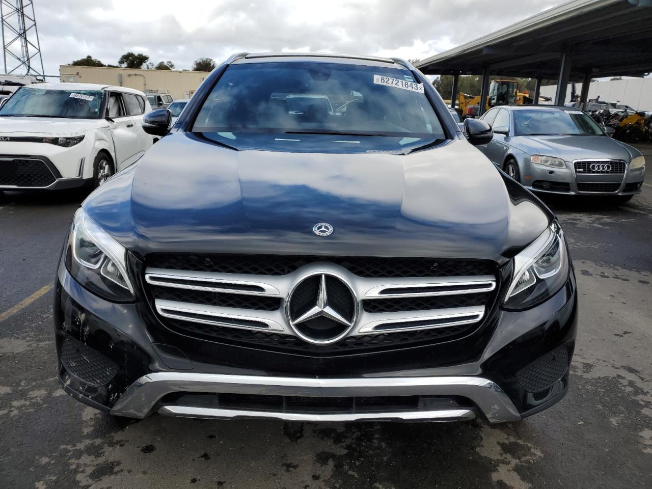 2019 Mercedes-Benz Glc 300 vin: WDC0G4JB0KF505761