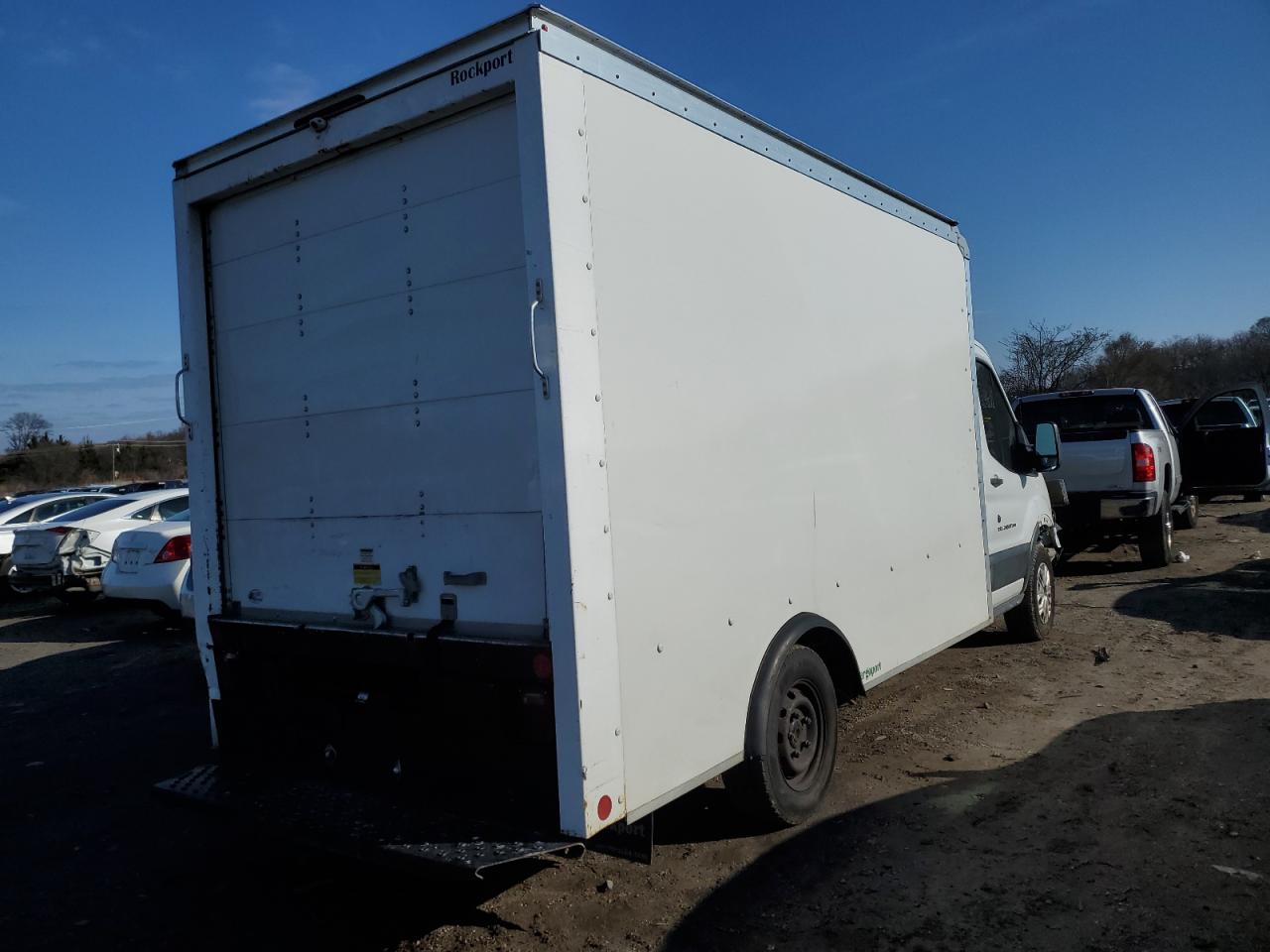VIN: 1FDBW7PM4KKB40788 2019 FORD TRANSIT