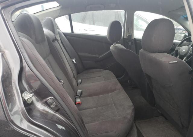 2011 Nissan Altima - Image 10