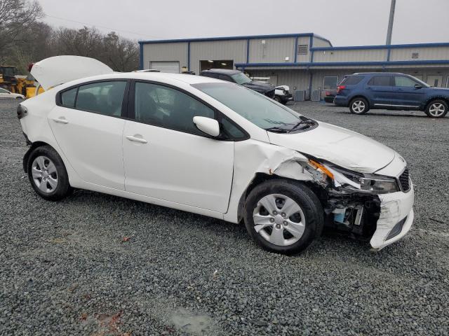 3KPFK4A72JE244247 2018 Kia Forte Lx