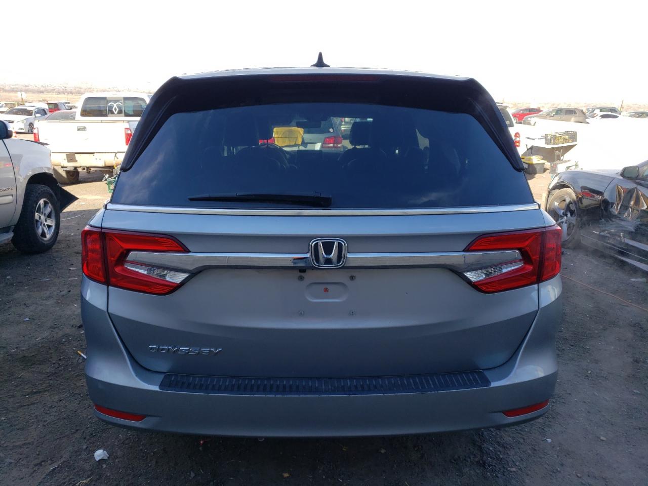 2019 Honda Odyssey Exl vin: 5FNRL6H71KB096261