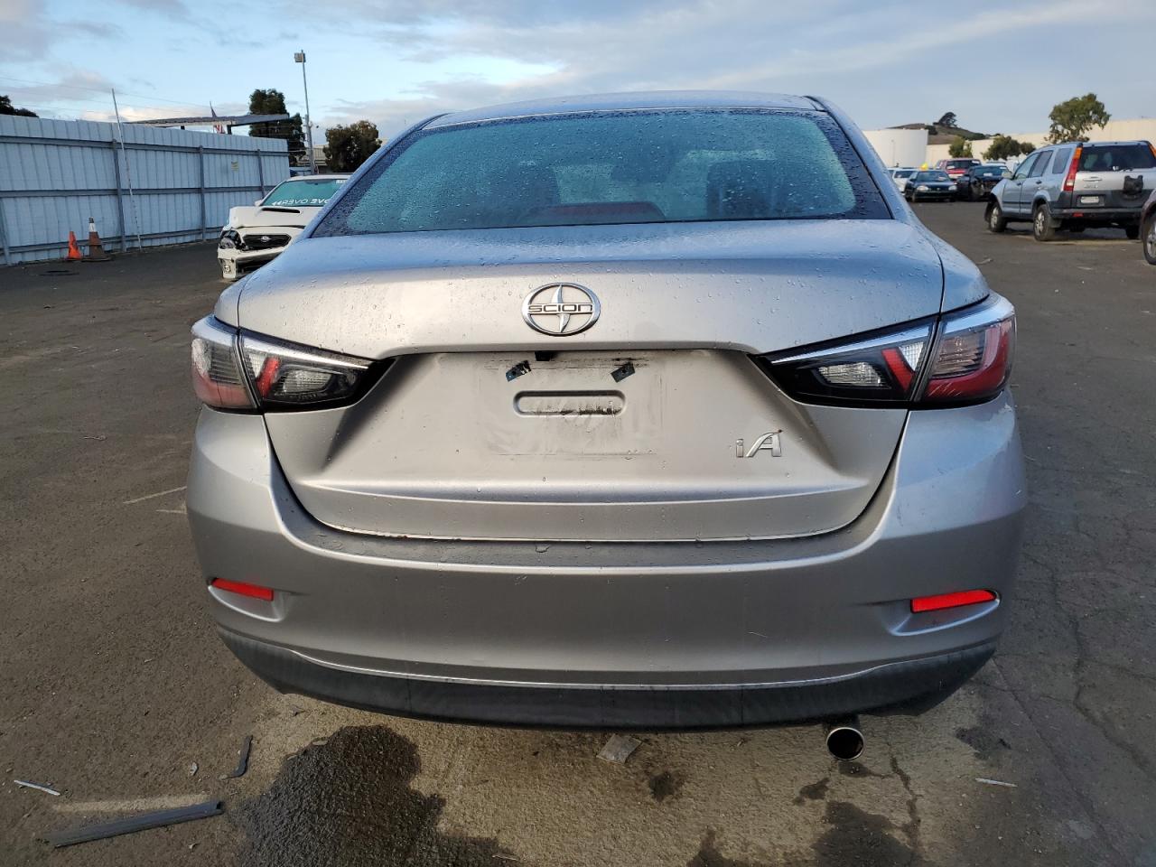 3MYDLBZV8GY124893 2016 Toyota Scion Ia