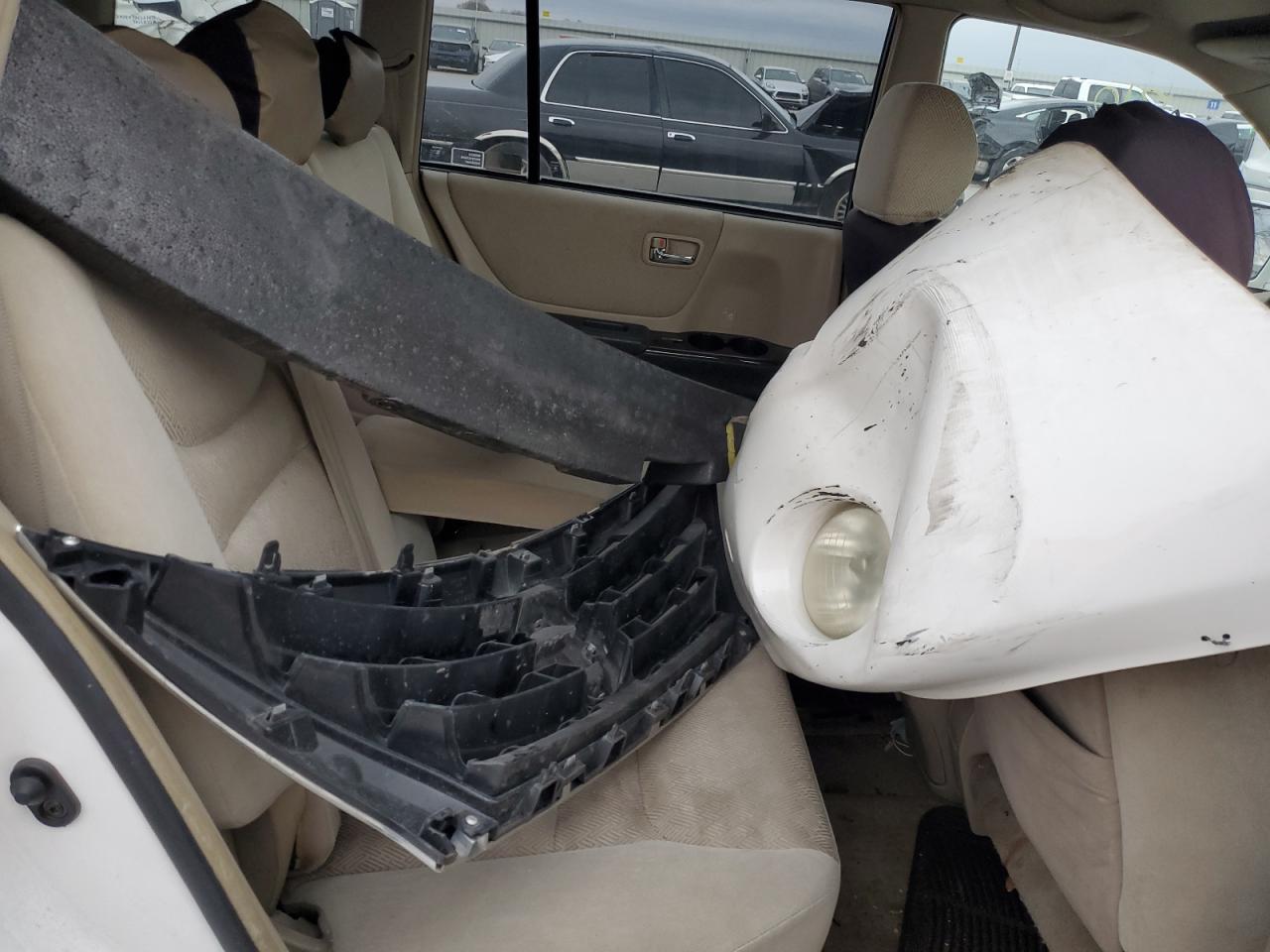 JTEGF21A020071200 2002 Toyota Highlander Limited