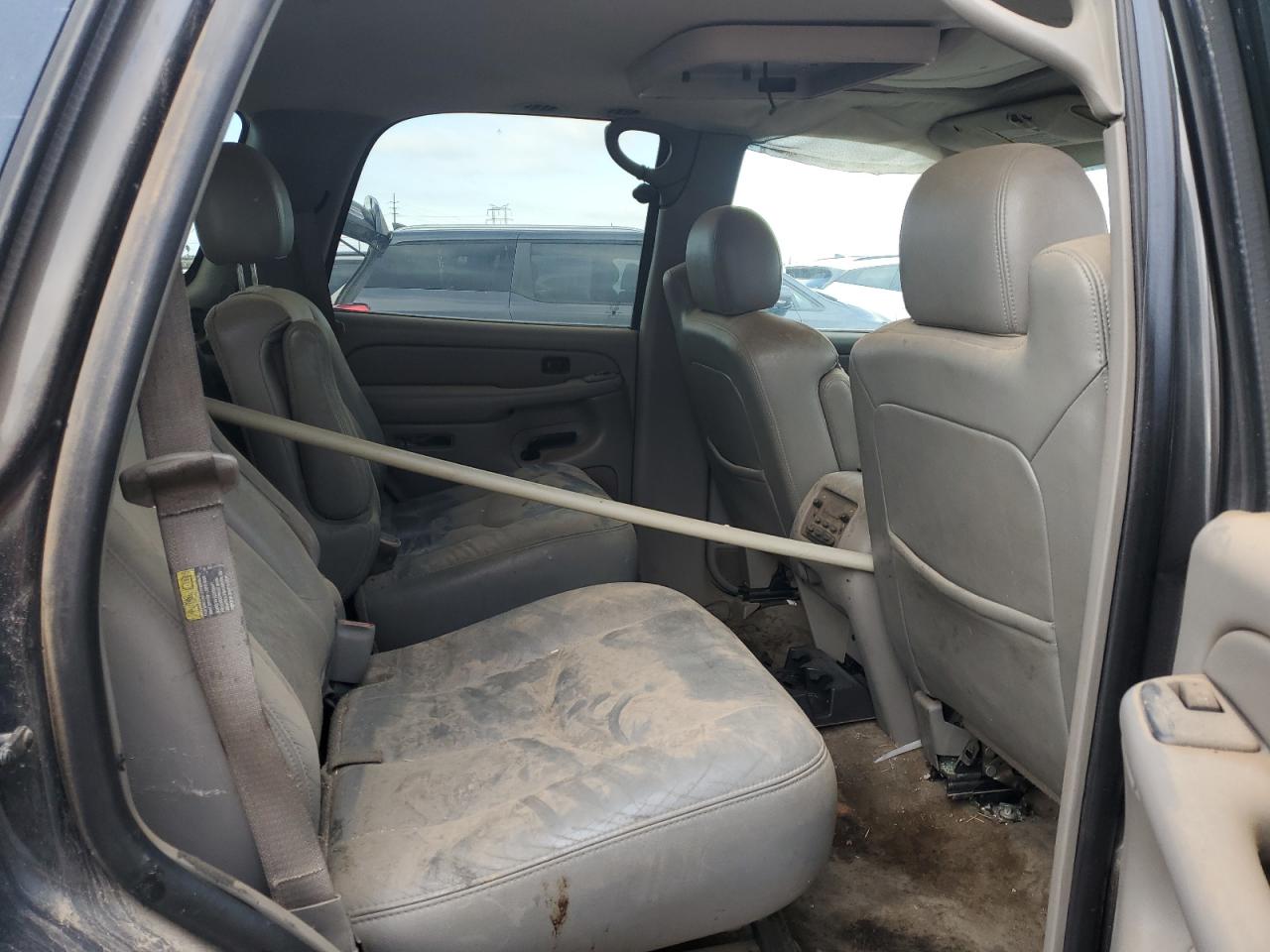 1GNEC13T34R148063 2004 Chevrolet Tahoe C1500