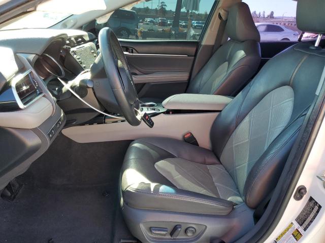 2018 TOYOTA CAMRY L - 4T1B11HK3JU075167