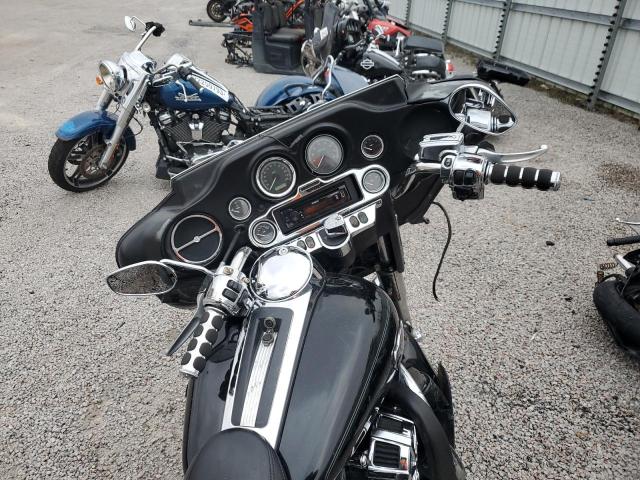 2009 HARLEY-DAVIDSON FLHTCU 1HD1FC4119Y636334
