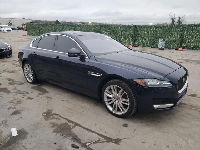 SAJBE4BV1HCY35157 2017 Jaguar Xf Prestige