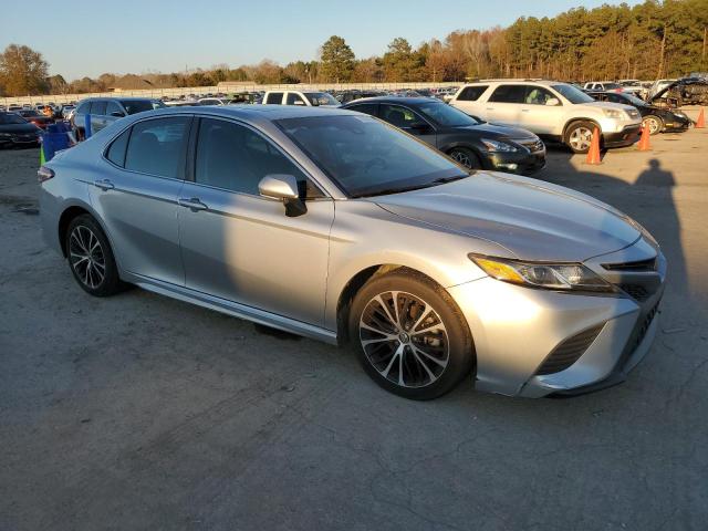 2018 TOYOTA CAMRY L 4T1B11HK0JU026010