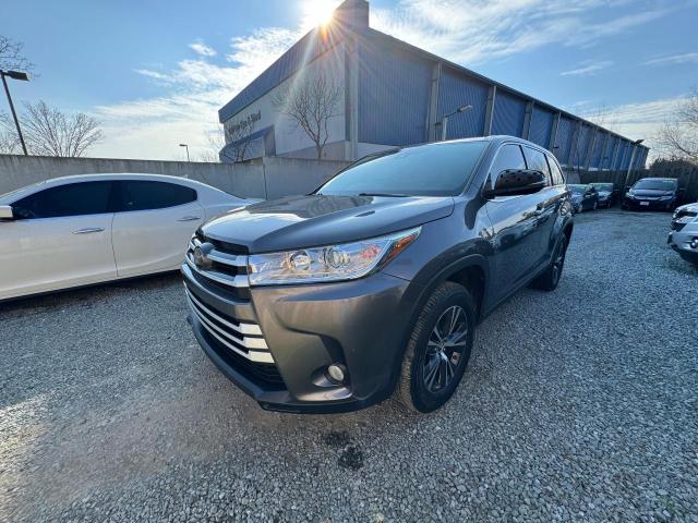 VIN 5TDZZRFH1KS298346 2019 Toyota Highlander, LE no.2