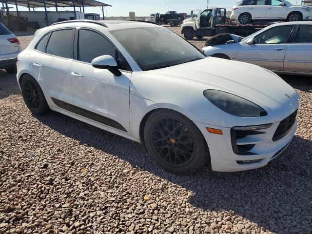 VIN WP1AG2A54HLB50191 2017 Porsche Macan, Gts no.4