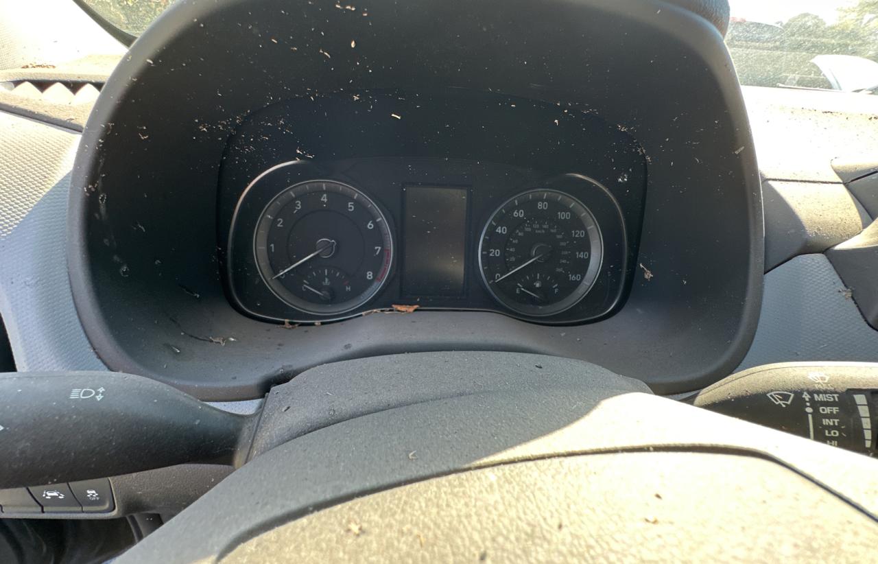 KM8K12AAXMU702541 2021 Hyundai Kona Se