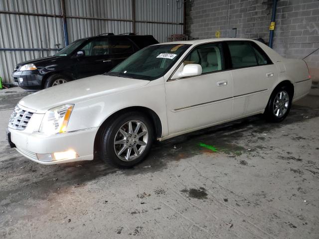 2011 Cadillac DTS Luxury Collection