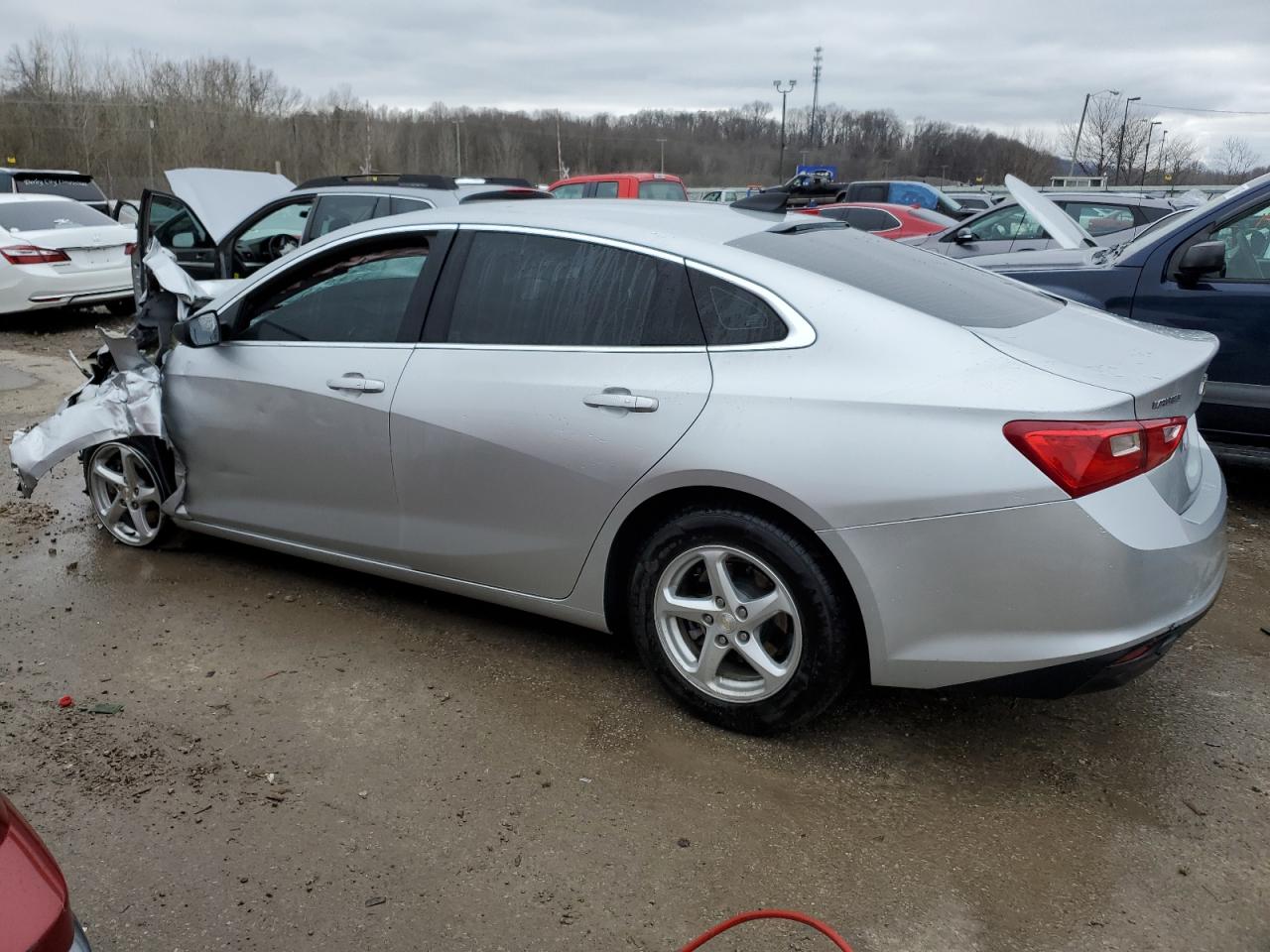 2018 Chevrolet Malibu Ls vin: 1G1ZB5ST3JF225493