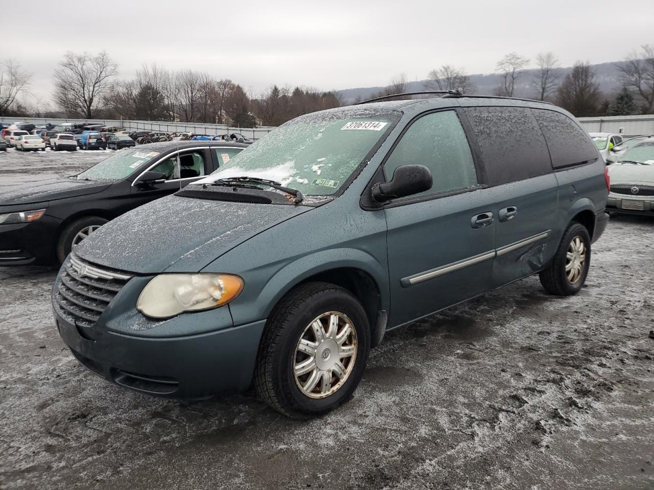 2A4GP54L37R127329 2007 Chrysler Town & Country Touring