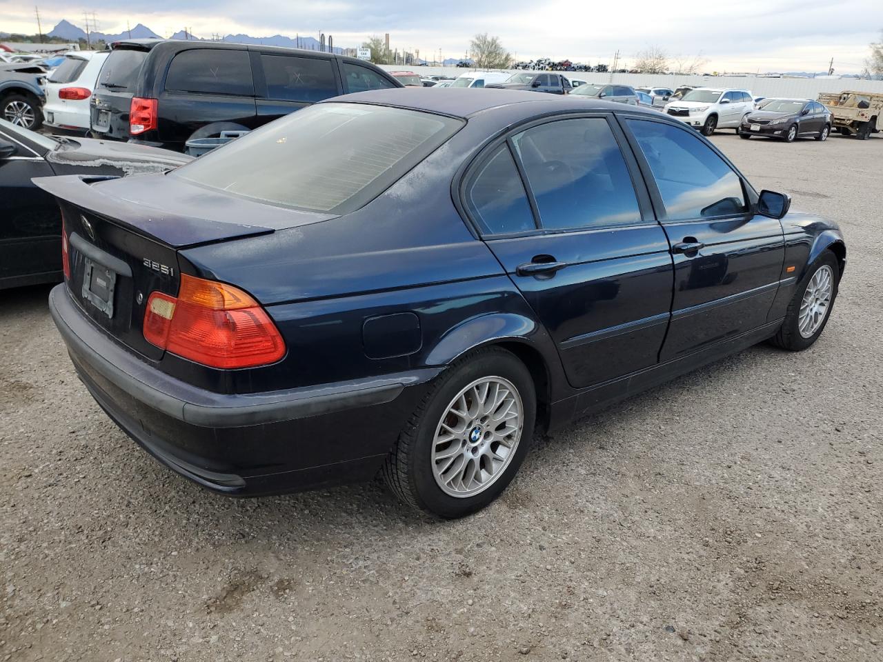 WBAAN37441NJ12723 2001 BMW 325 I