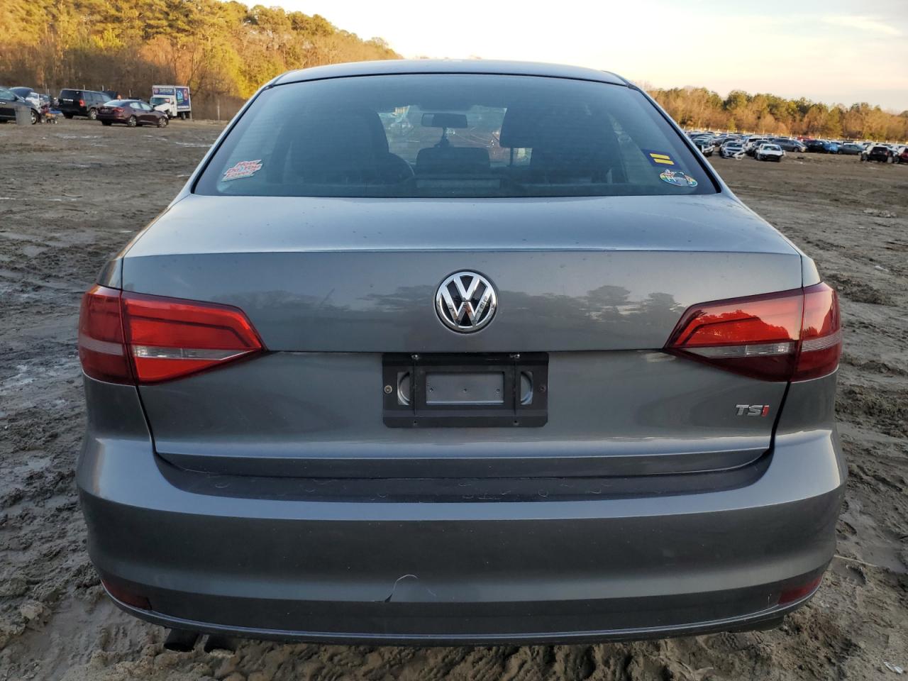 3VW2B7AJ3HM366270 2017 Volkswagen Jetta S