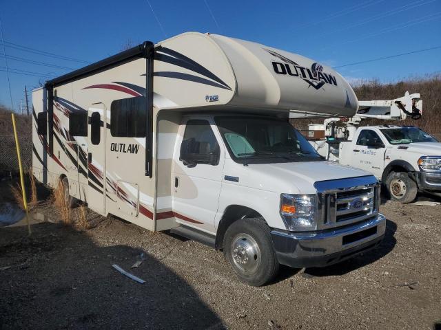 2019 Ford Econoline Cargo Van 