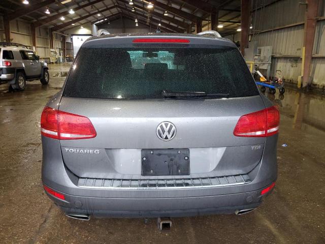 2014 Volkswagen Touareg V6 Tdi VIN: WVGEP9BP4ED013880 Lot: 39832974