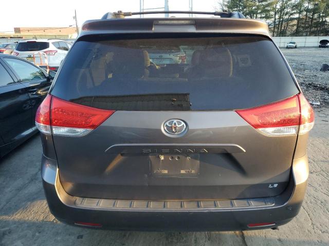 5TDKK3DC2BS149552 | 2011 Toyota sienna le