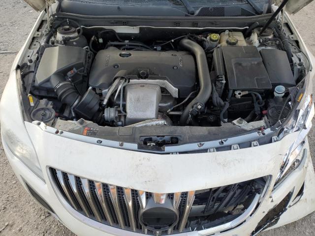 2015 Buick Regal - Image 11