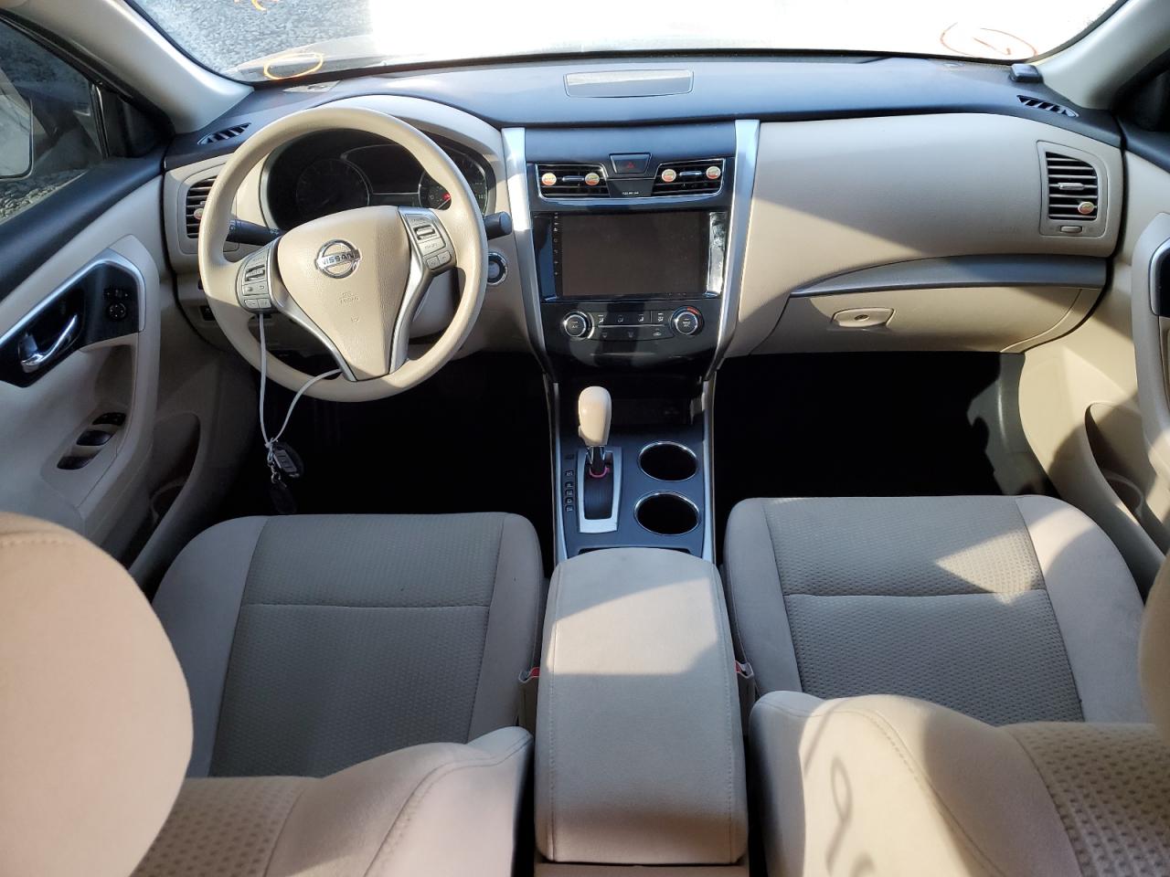 2015 Nissan Altima 2.5 vin: 1N4AL3AP7FC196685