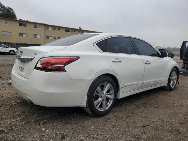 1N4AL3AP3FN348059 | 2015 NISSAN ALTIMA 2.5