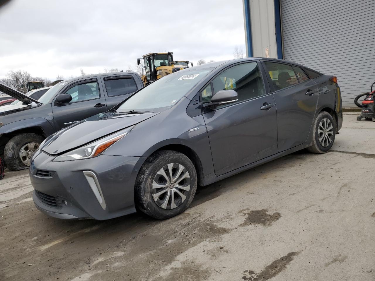 2019 toyota deals prius le