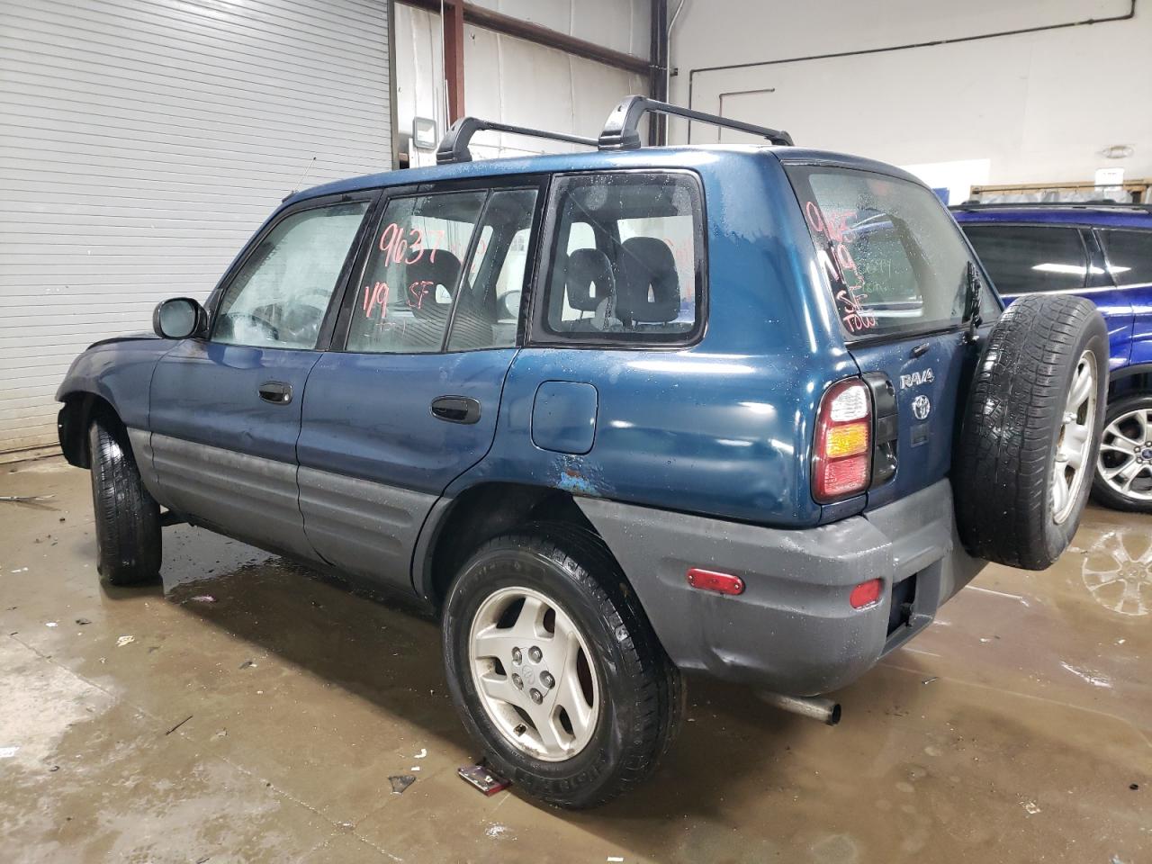 JT3HP10V7X7118746 1999 Toyota Rav4