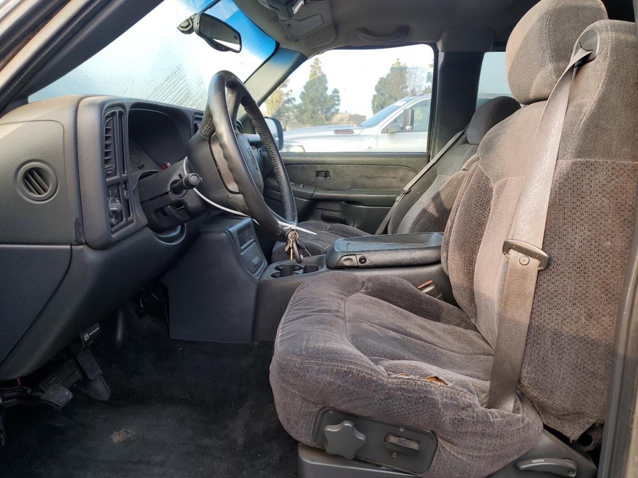 2GCEC19V4X1230933 1999 Chevrolet Silverado C1500