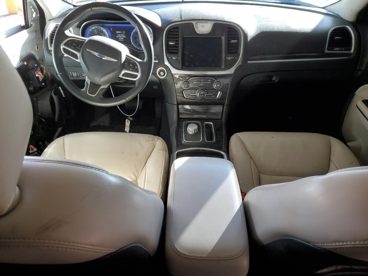 2C3CCAAGXHH521437 2017 Chrysler 300 Limited