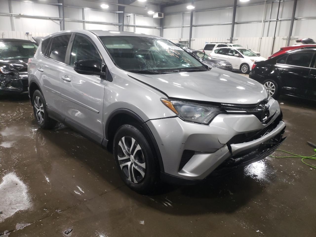 2017 Toyota Rav4 Le vin: 2T3BFREV8HW664201