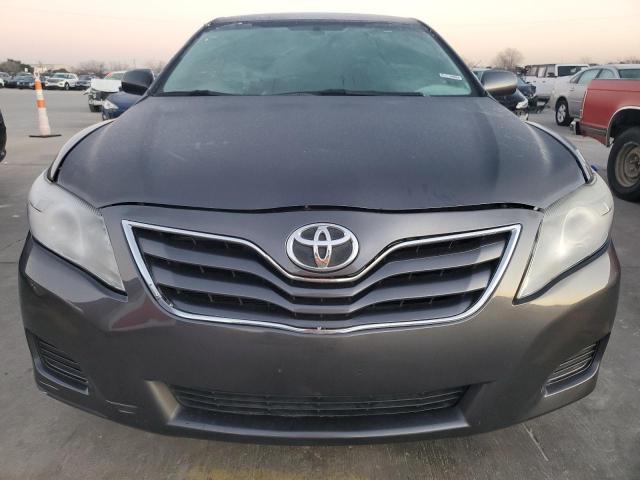 4T4BF3EK2BR129051 | 2011 Toyota camry base